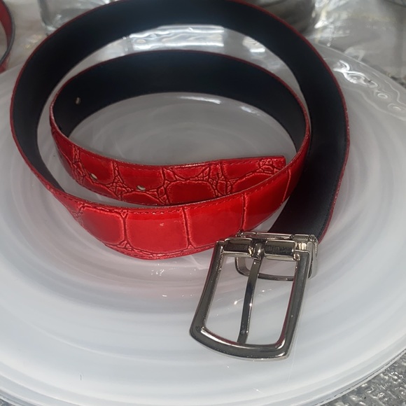 Accessories - Red Croc style belt! EUC!